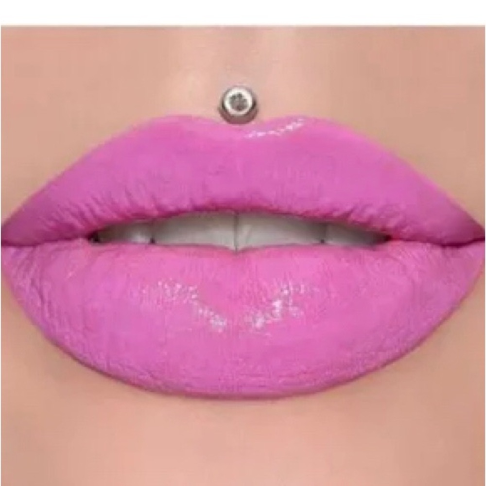 JEFFREE STAR Supreme Gloss, color- queen supreme, NWT
